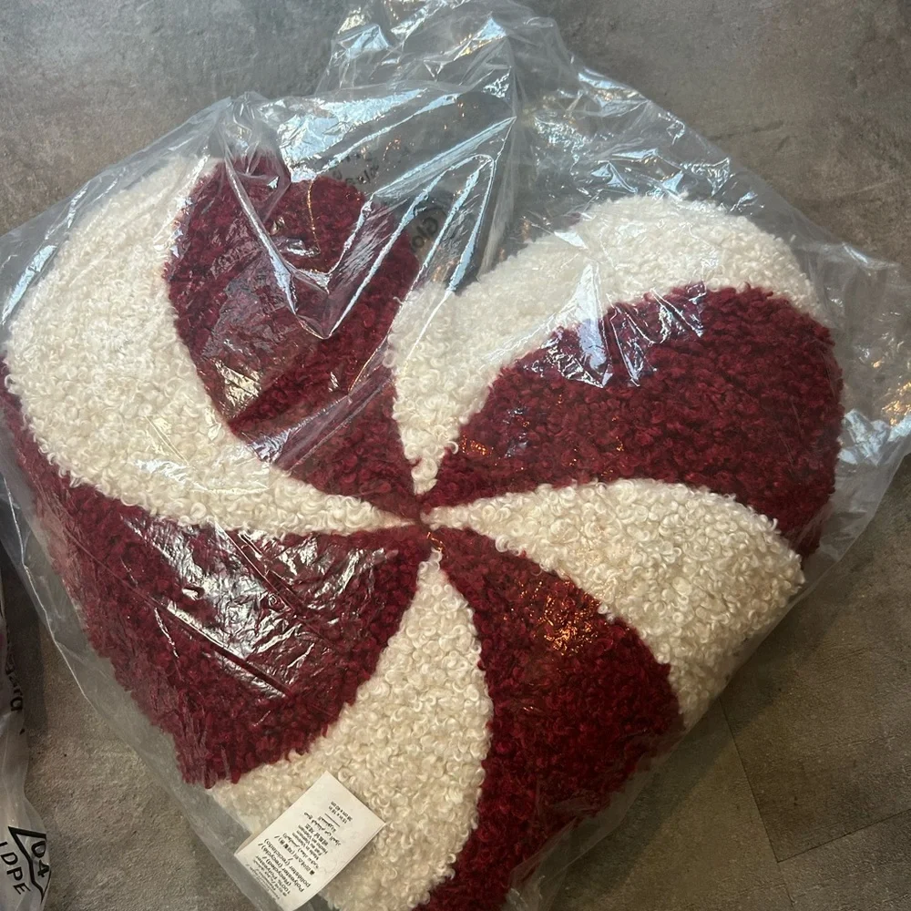 Bundle 2 Pottery Barn Cozy Teddy Faux Fur Candy Cane Heart Shaped Pillows